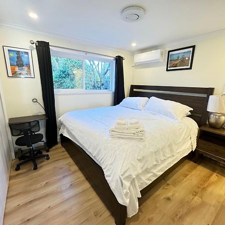 Quite House Near The Vancouver Airport 리치먼드 외부 사진
