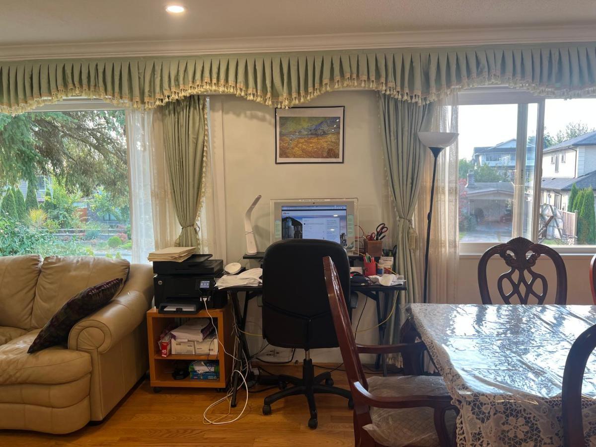 Quite House Near The Vancouver Airport 리치먼드 외부 사진