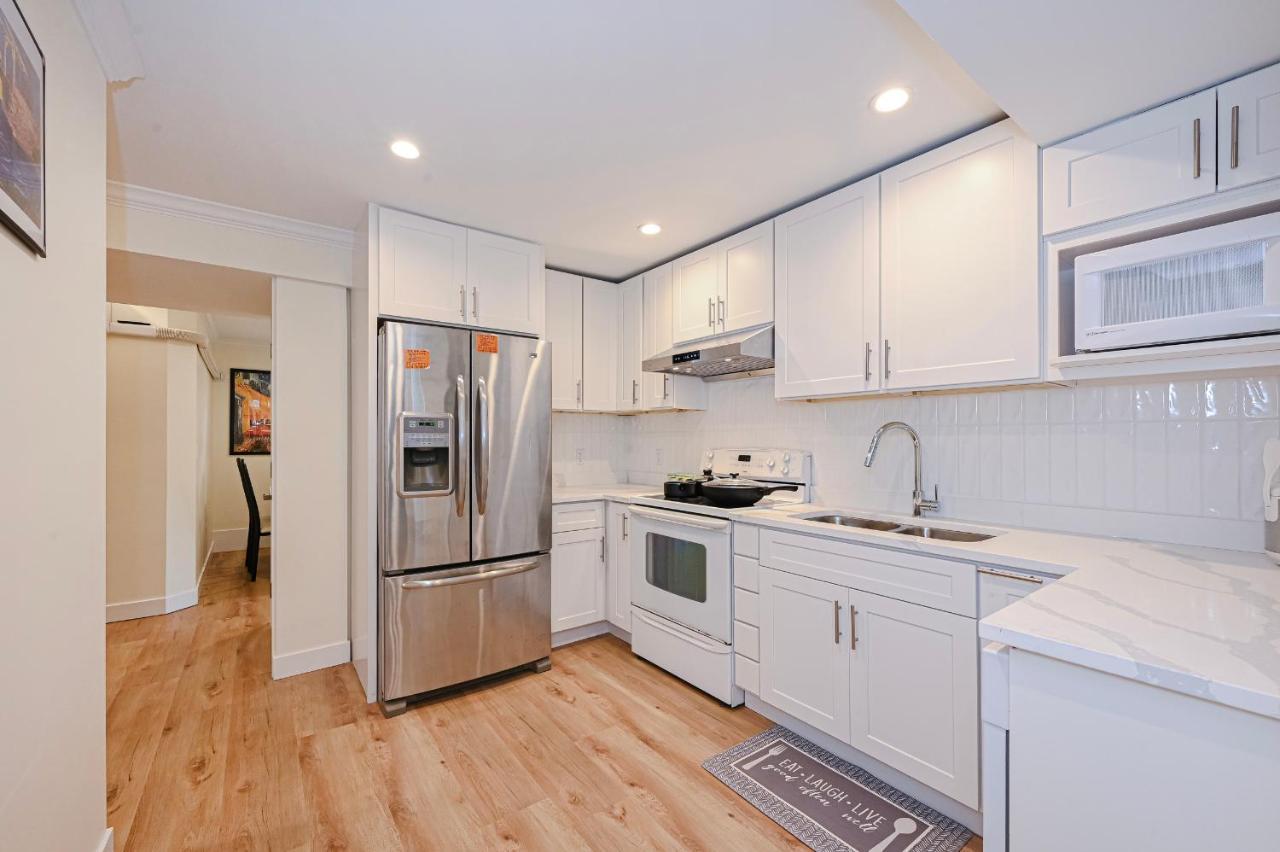 Quite House Near The Vancouver Airport 리치먼드 외부 사진