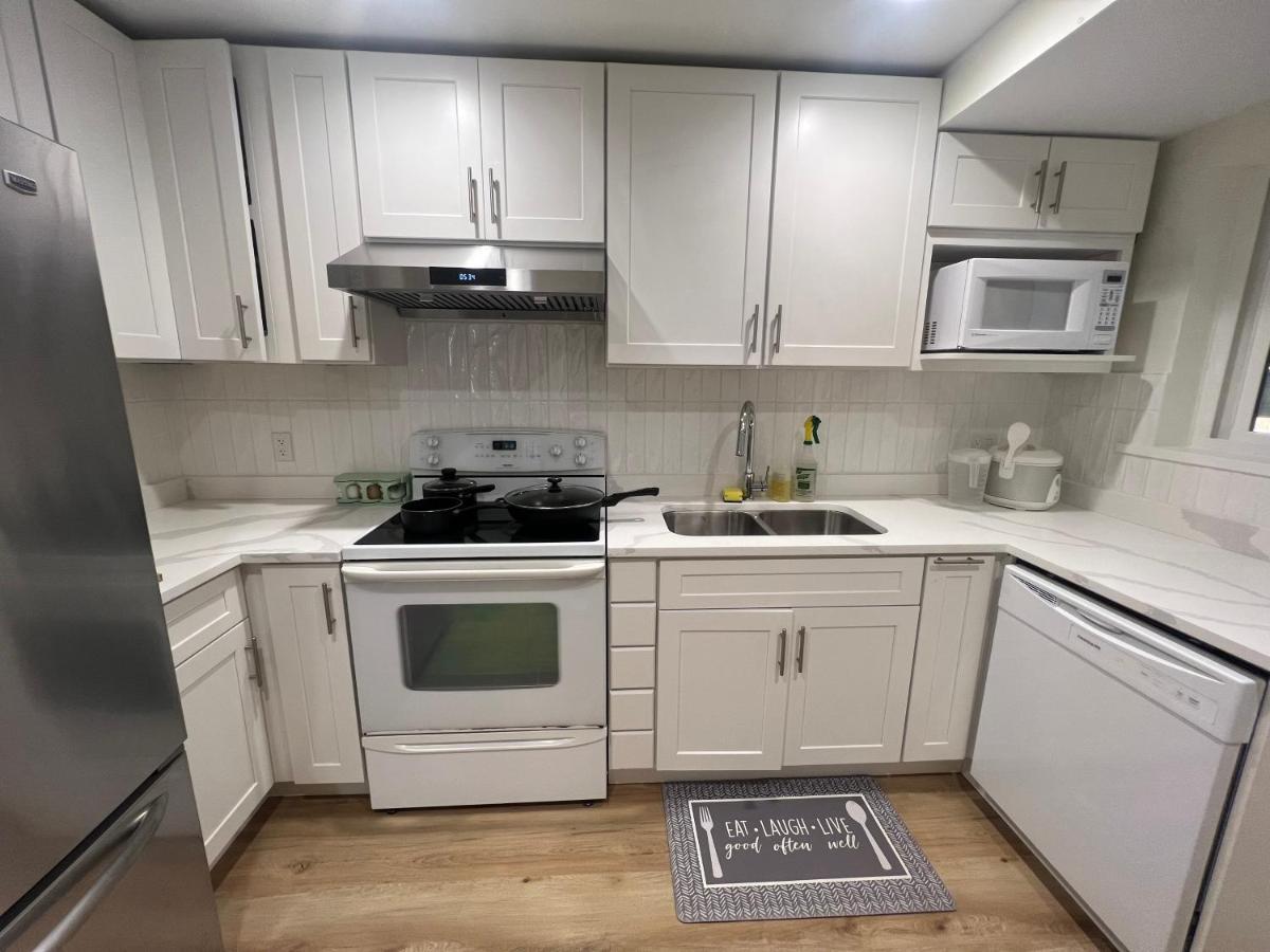 Quite House Near The Vancouver Airport 리치먼드 외부 사진