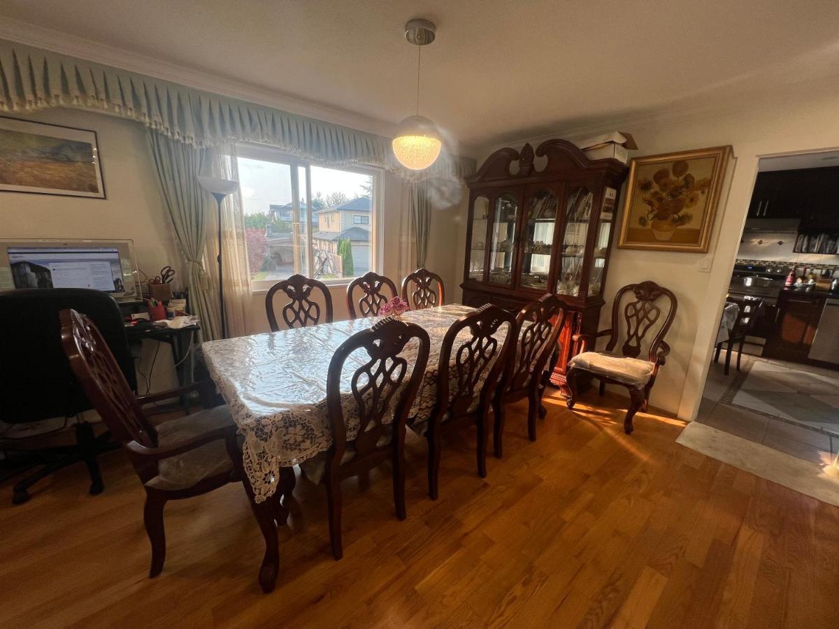 Quite House Near The Vancouver Airport 리치먼드 외부 사진
