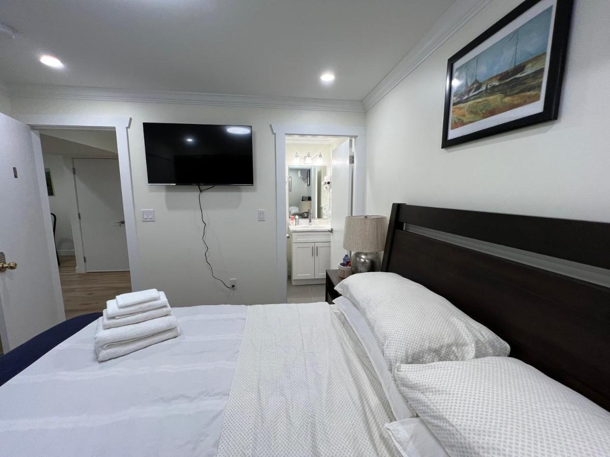 Quite House Near The Vancouver Airport 리치먼드 외부 사진