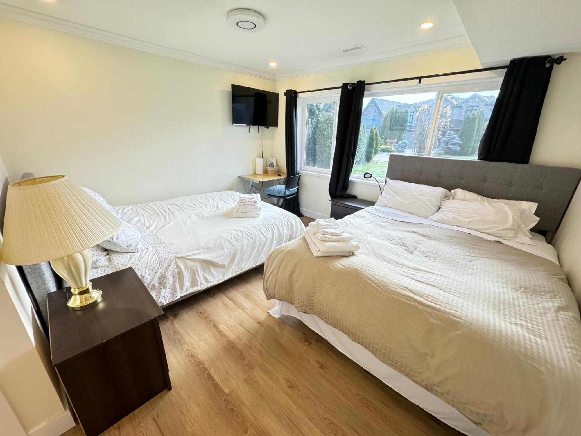 Quite House Near The Vancouver Airport 리치먼드 외부 사진