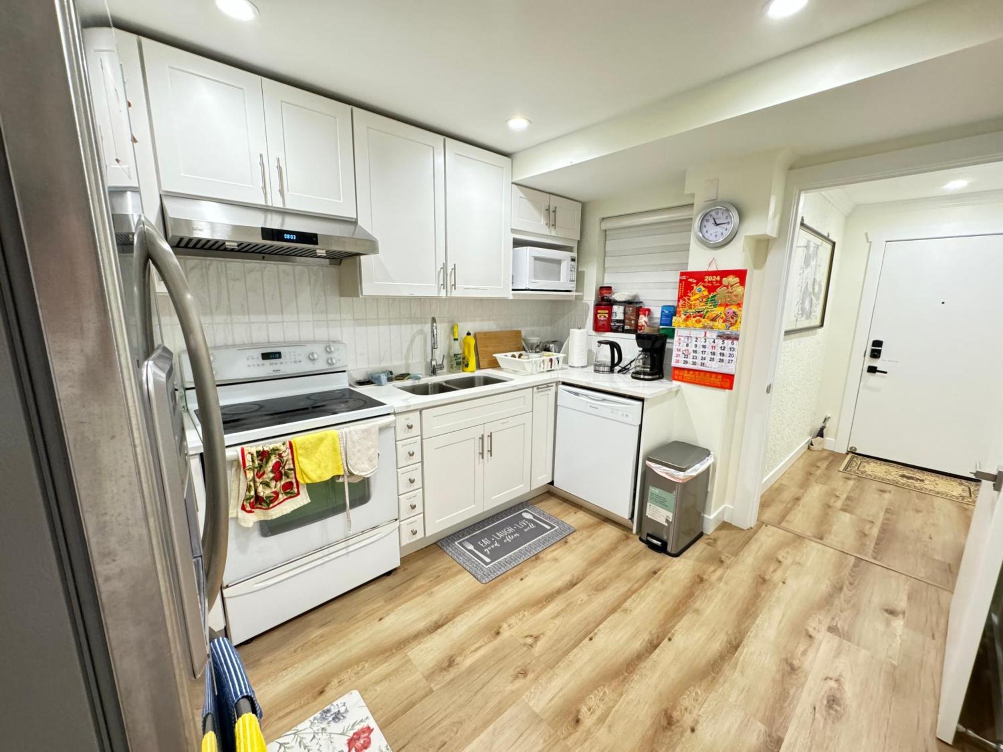 Quite House Near The Vancouver Airport 리치먼드 외부 사진